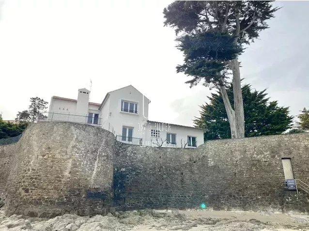 LE POULIGUEN