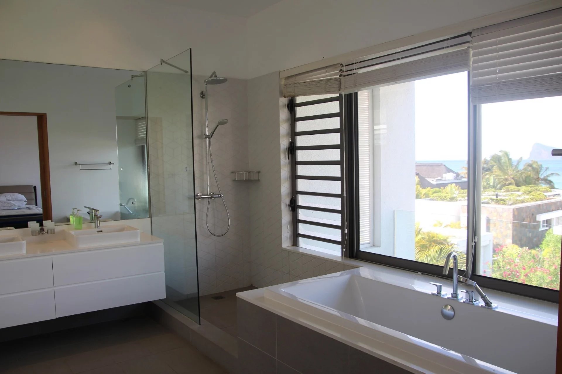 Villa Cap Malheureux - picture 10