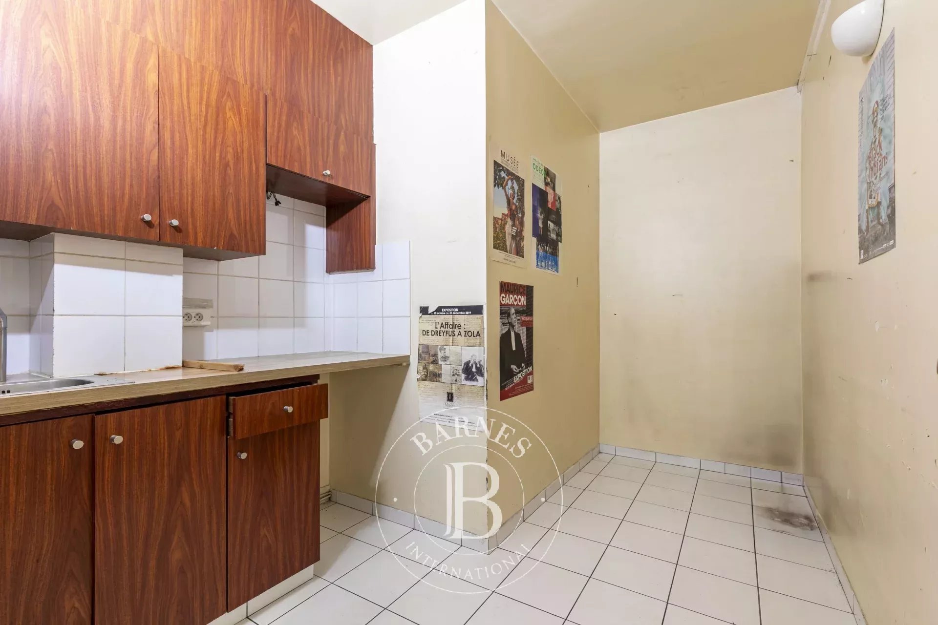Paris 6 - Raspail/Assas - Family apartment 225,46 m²- open view - 4/5 bedrooms - to renovate - picture 10