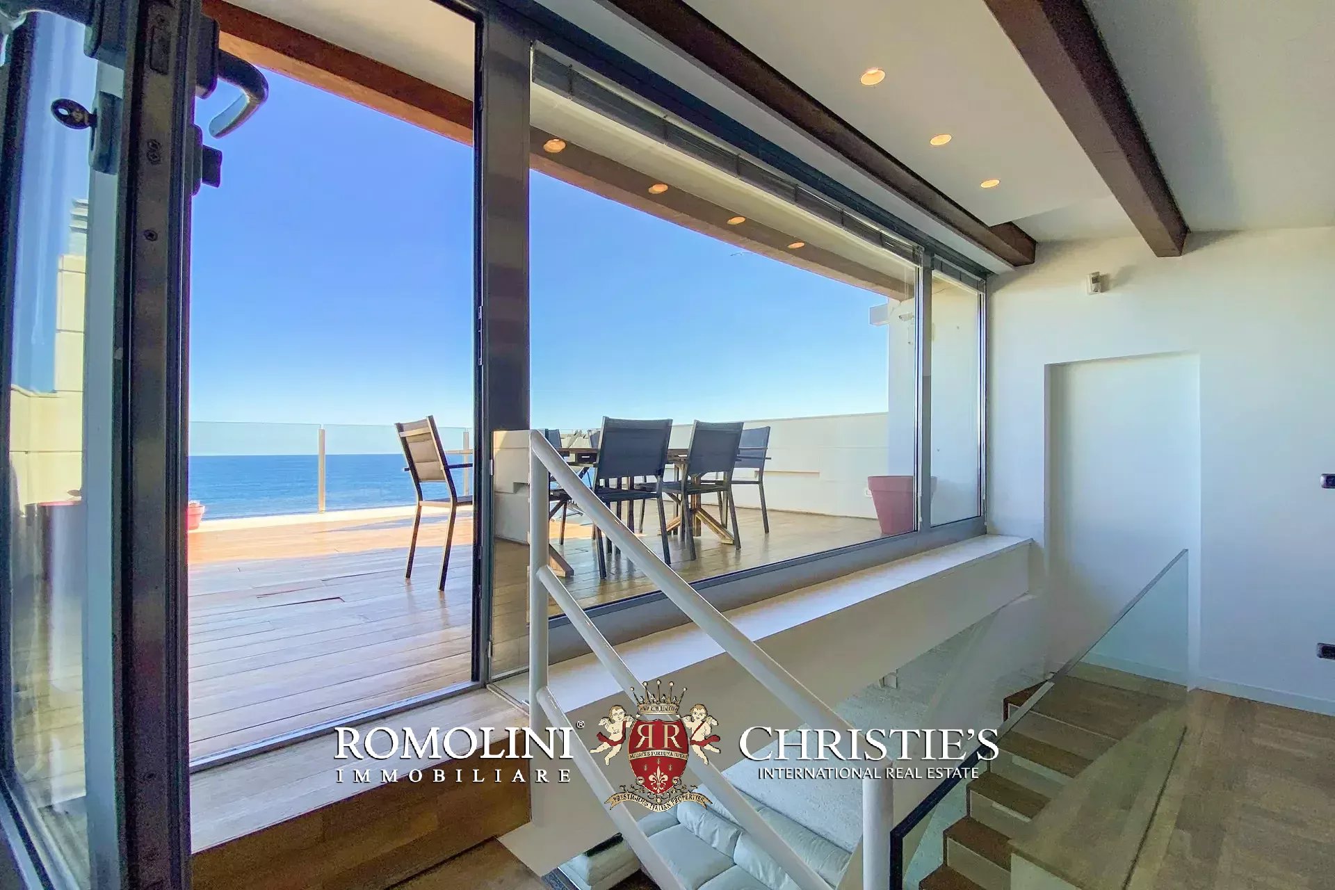 3 Bedroom Villa/Townhouse's Image 15