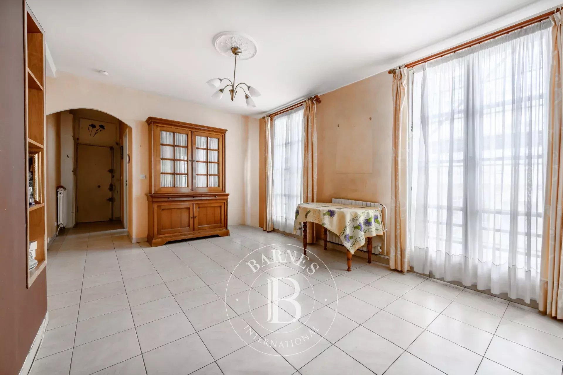 Daire Paris 3ème - picture 5