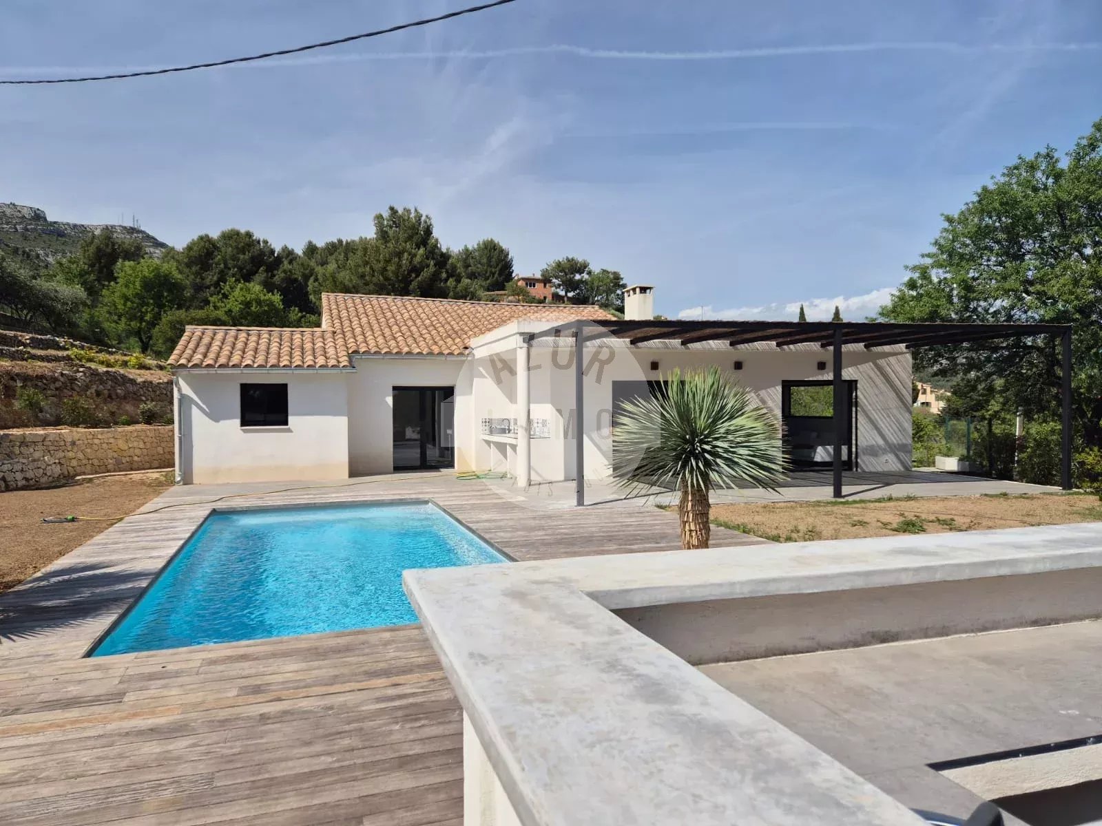 Agence immobilière de 