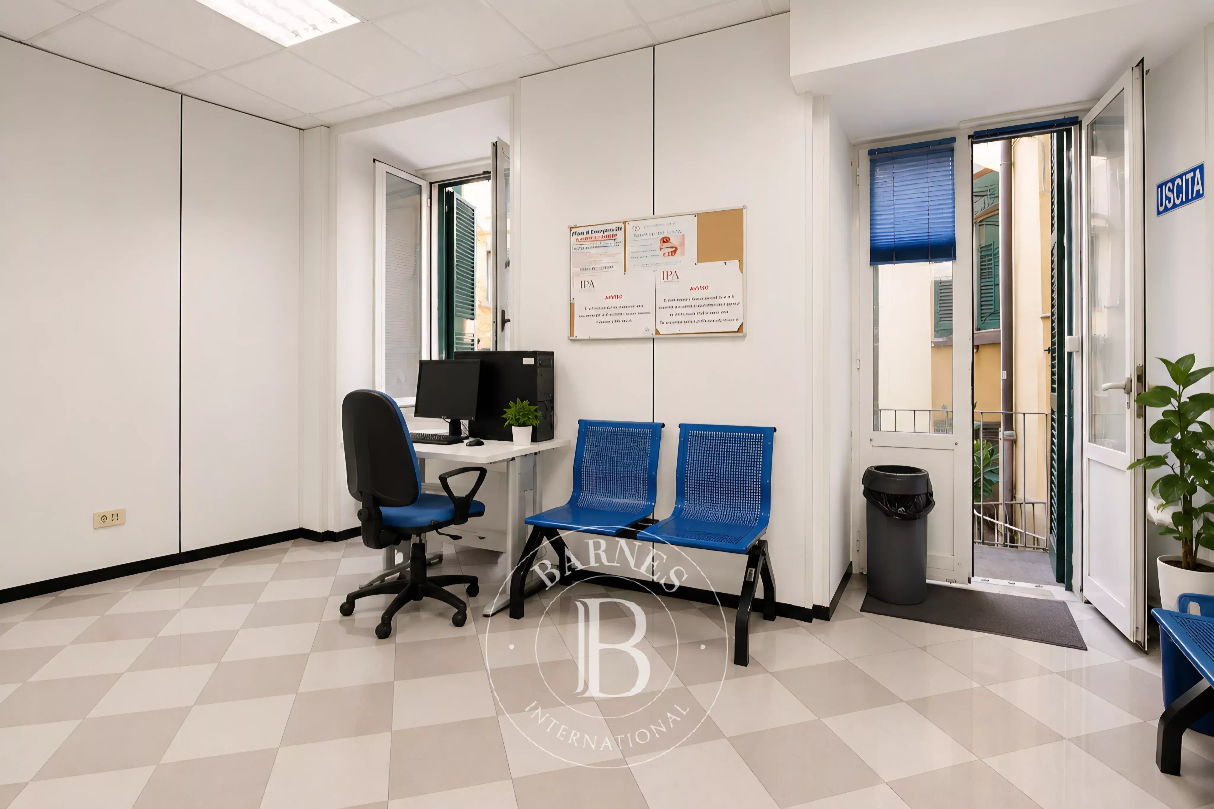 Roma  - Bureaux 7 Pi&egrave;ces - picture 8