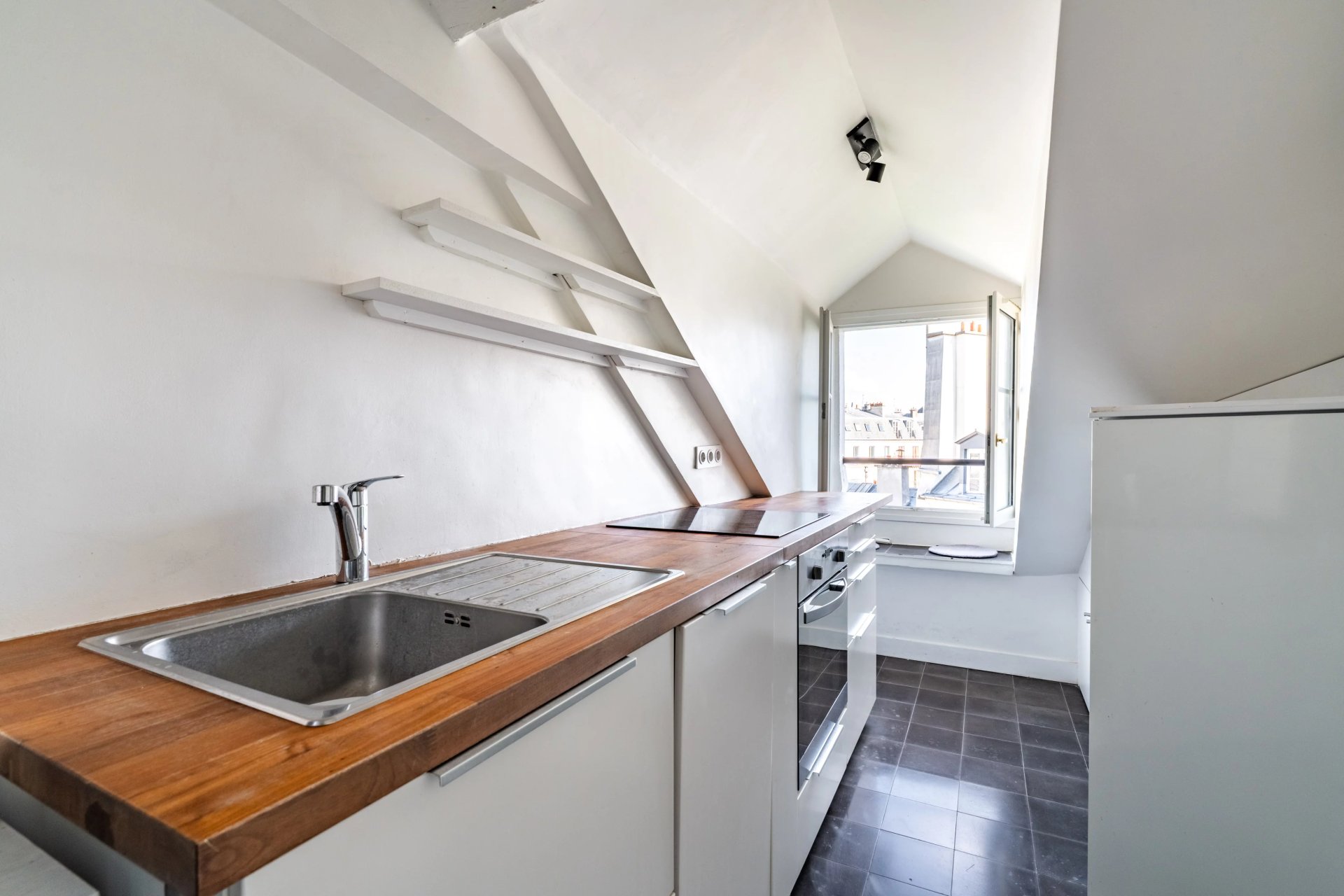 1 Bedroom Apartment/Flat's Image 5