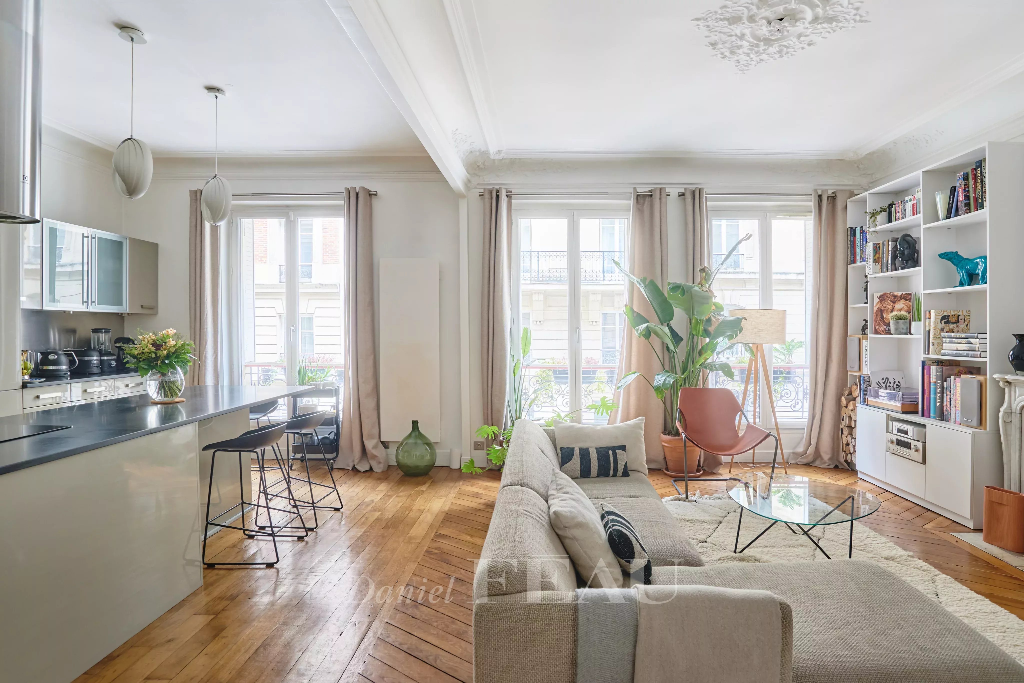 Sale Apartment Paris 16th