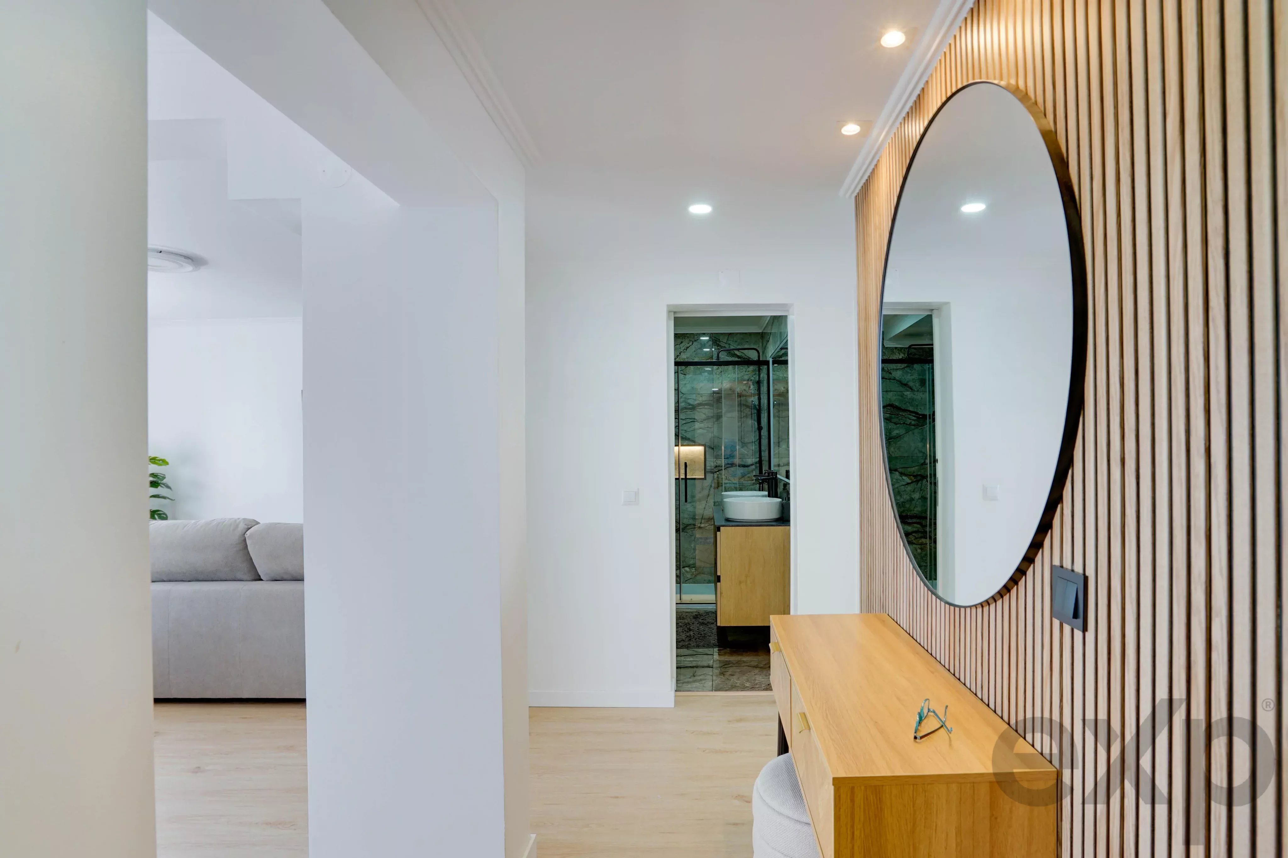 Remodeled T2, Povoa de Santa Iria 86927003 image 9