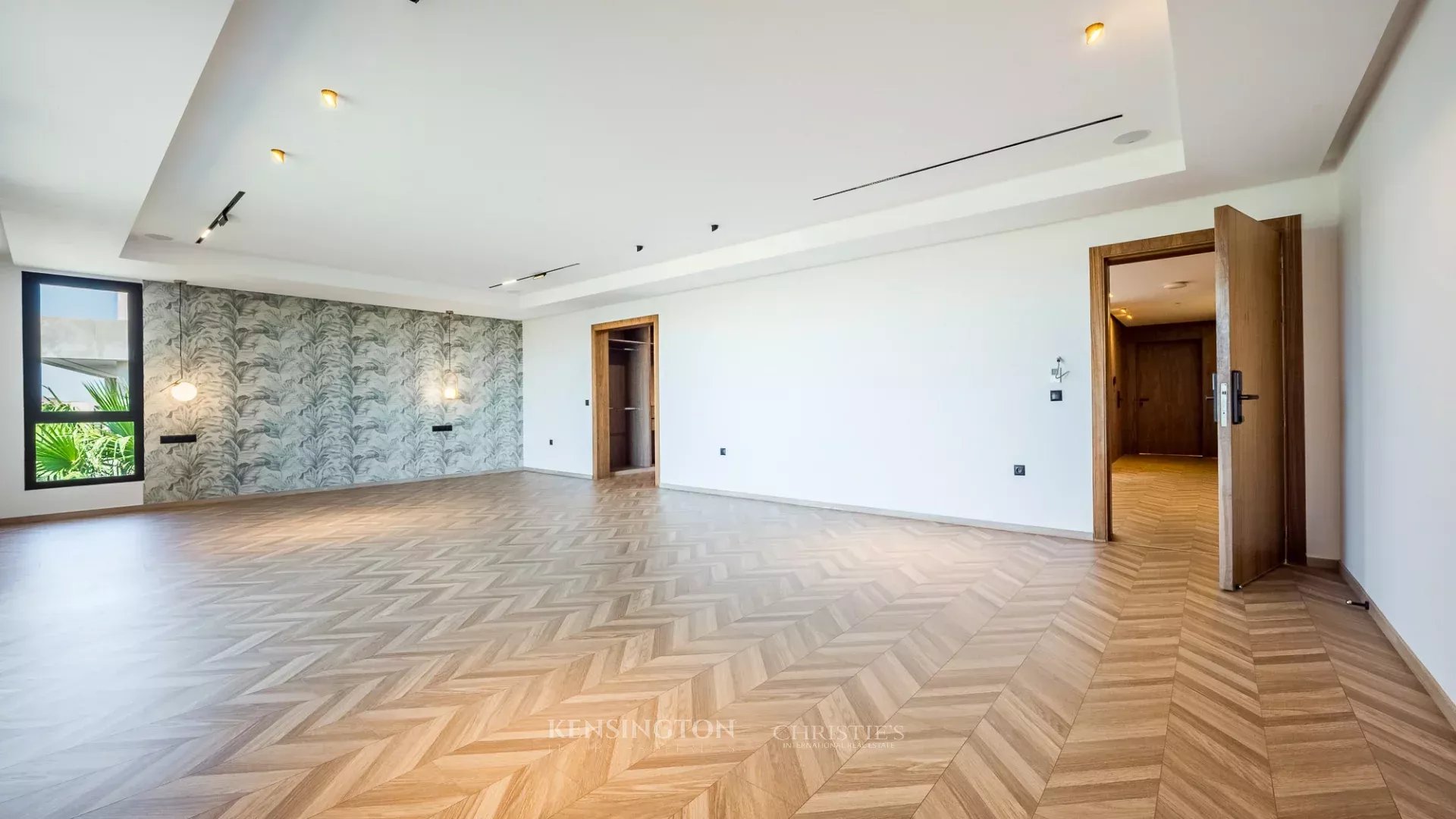 5 Bedroom Villa/Townhouse's Image 15