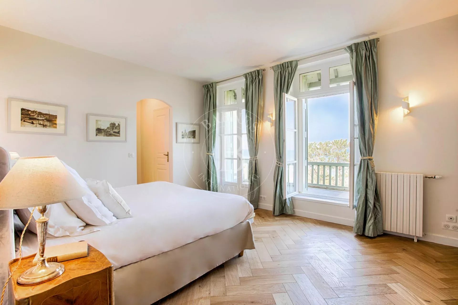 Deauville  - Property 20 Bedrooms - picture 11