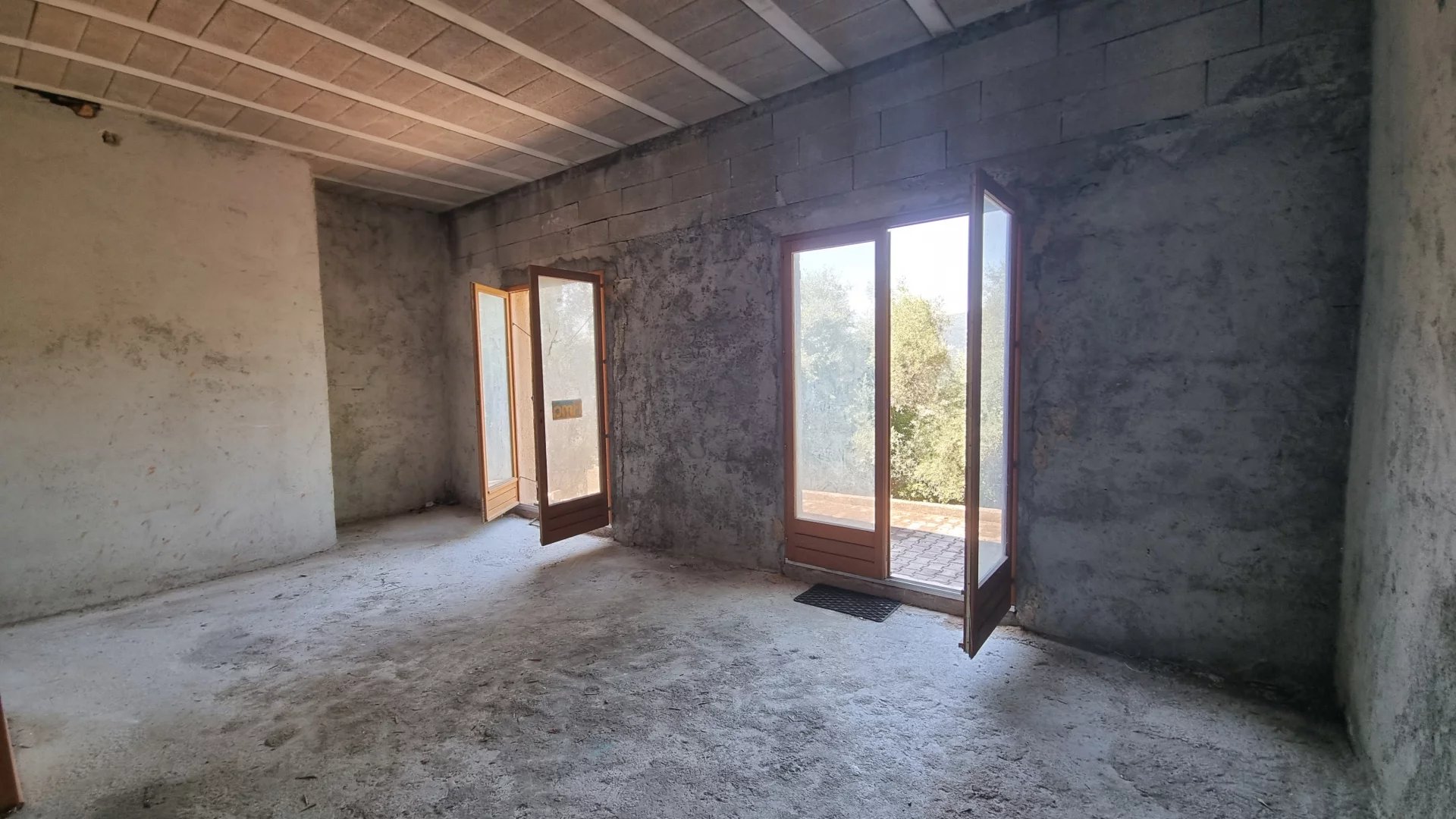VILLA MENTON CASTELLAR