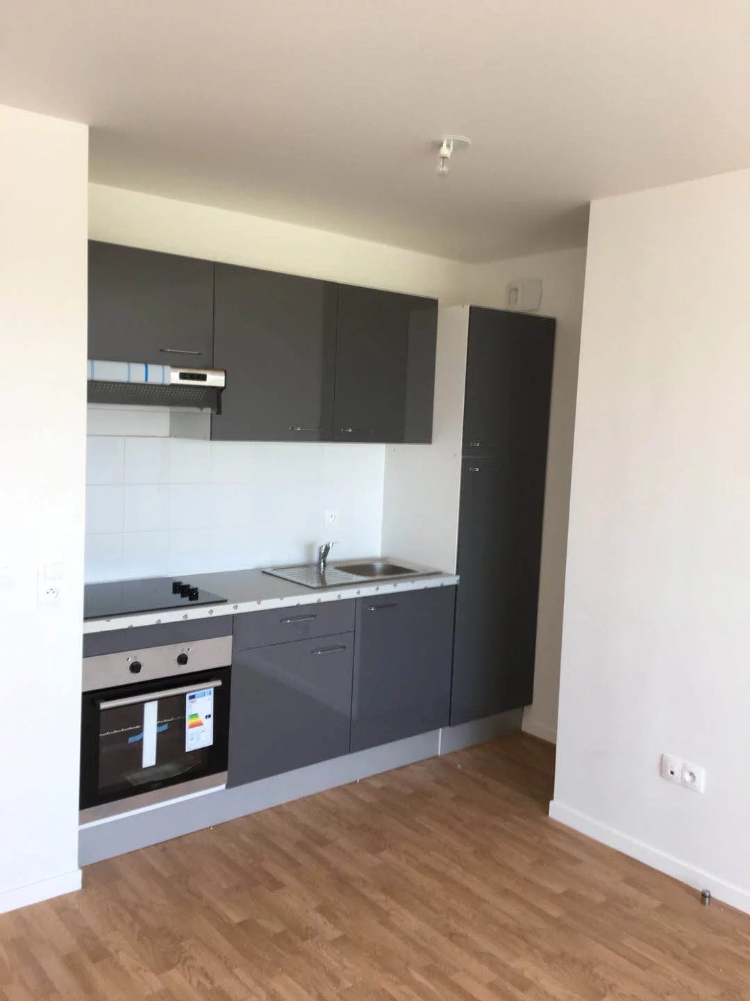 APPARTEMENT non-meublé T2 - disponible - Evry 91000