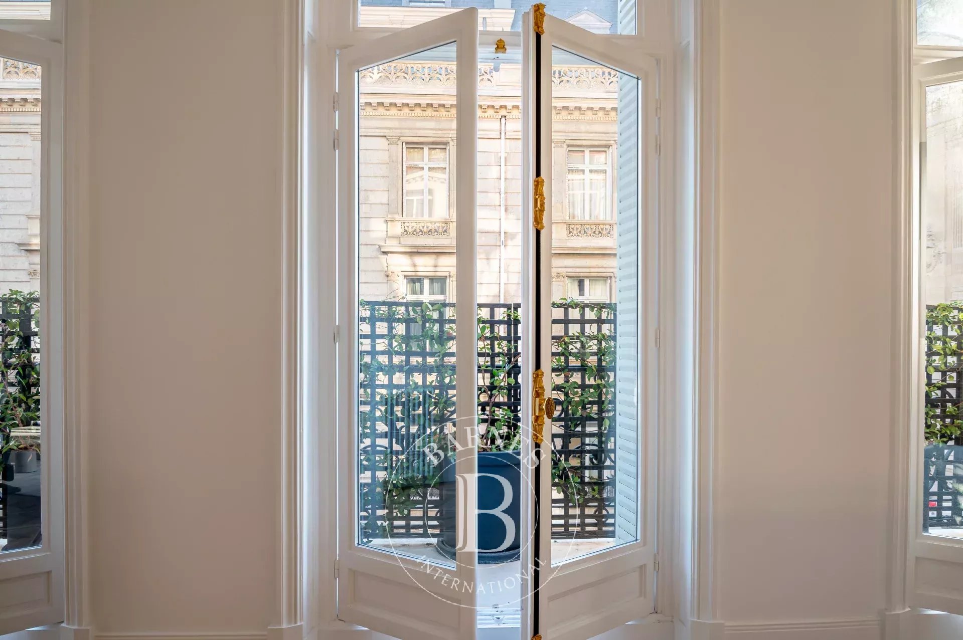 Daire Paris 16ème - picture 18