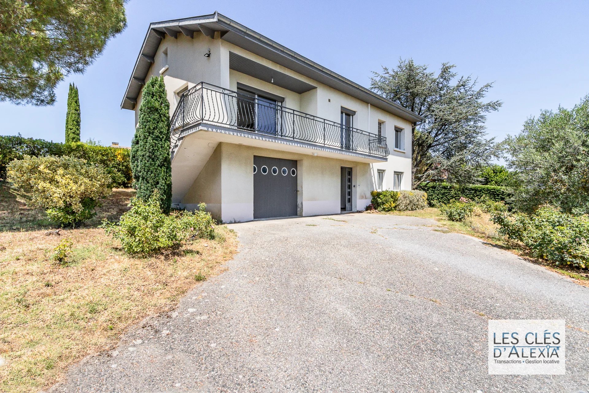 Maison individuelle rénovée avec garage – Brindas