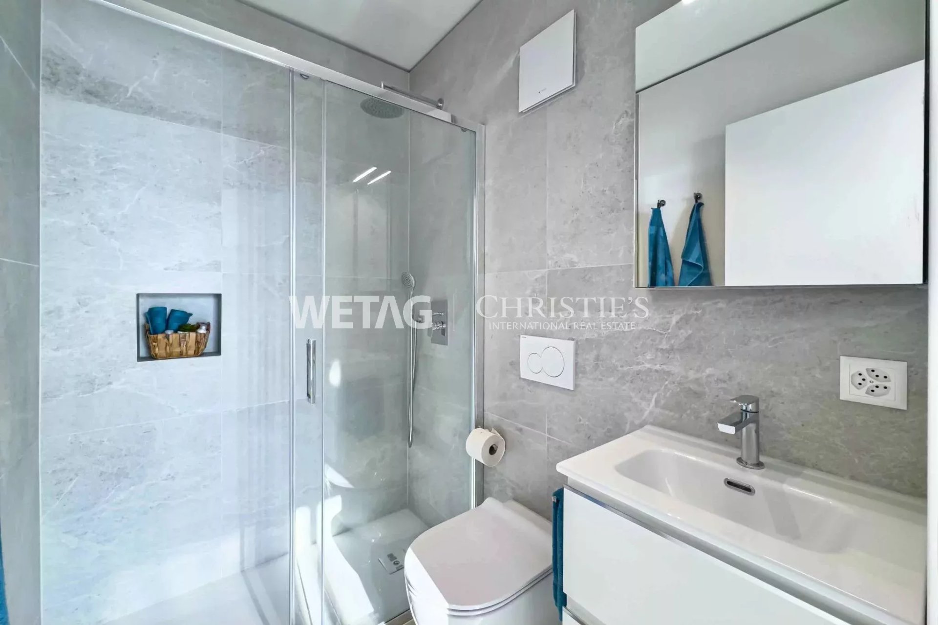2 Bedroom Apartment/Flat's Image 7