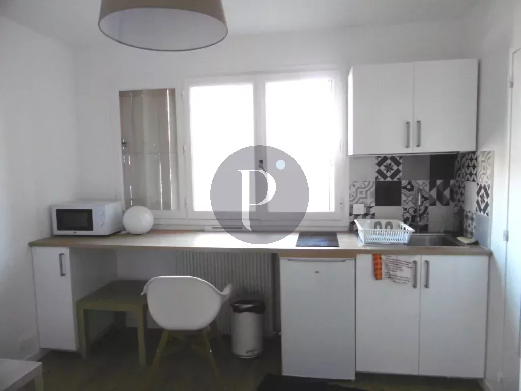 location-appartement-1-piece-sceaux-83877311