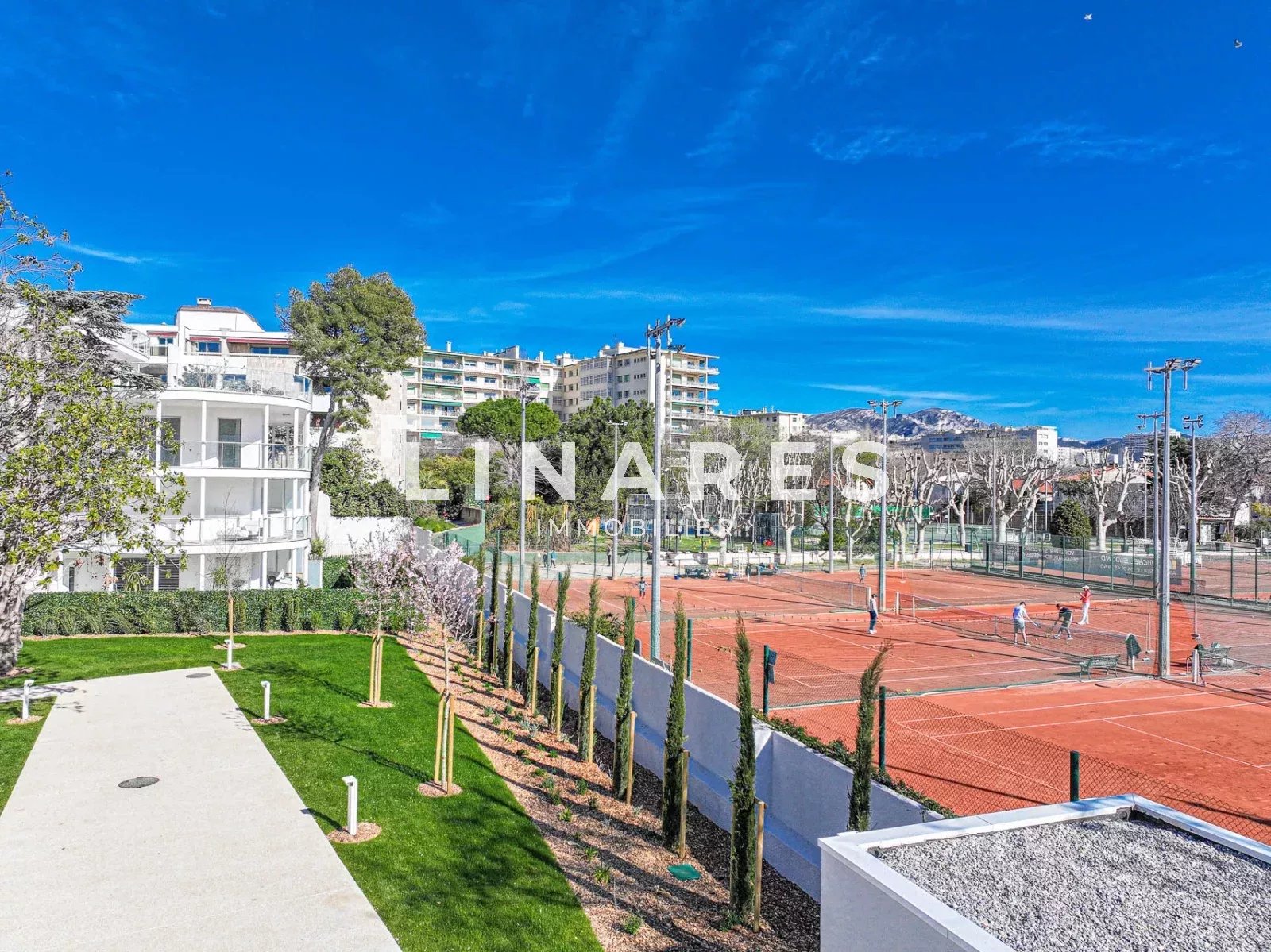 Sale Apartment Marseille 8ème