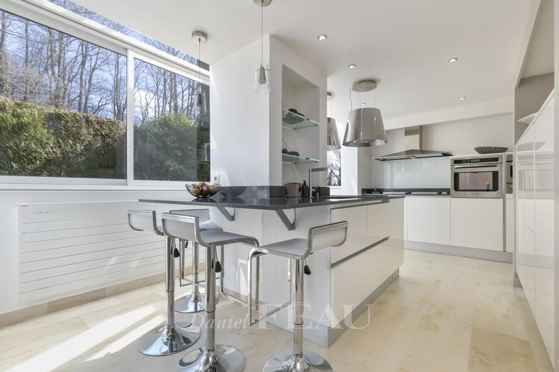 4 Bedroom Villa/Townhouse's Image 4