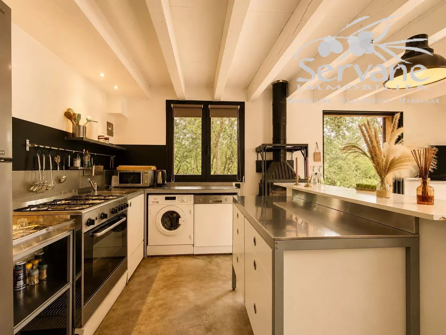 Elegant 4-Bedrooms Villa with Pool in Correns, France