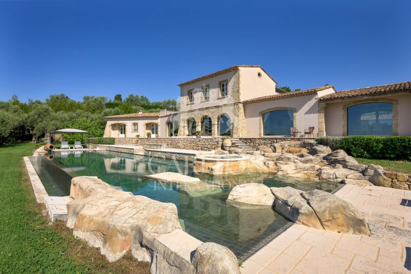 Châteauneuf-Grasse