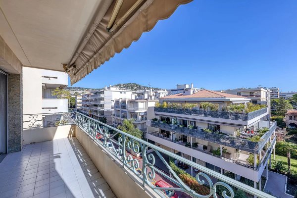 Cannes Palm Beach – One-bedroom apartment with terrace — photo 6