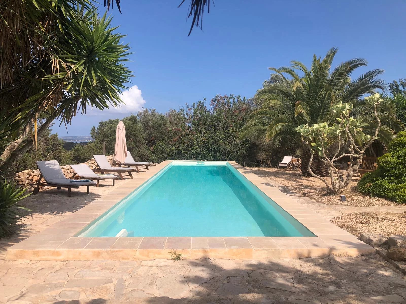 Independent house with pool in Formentera