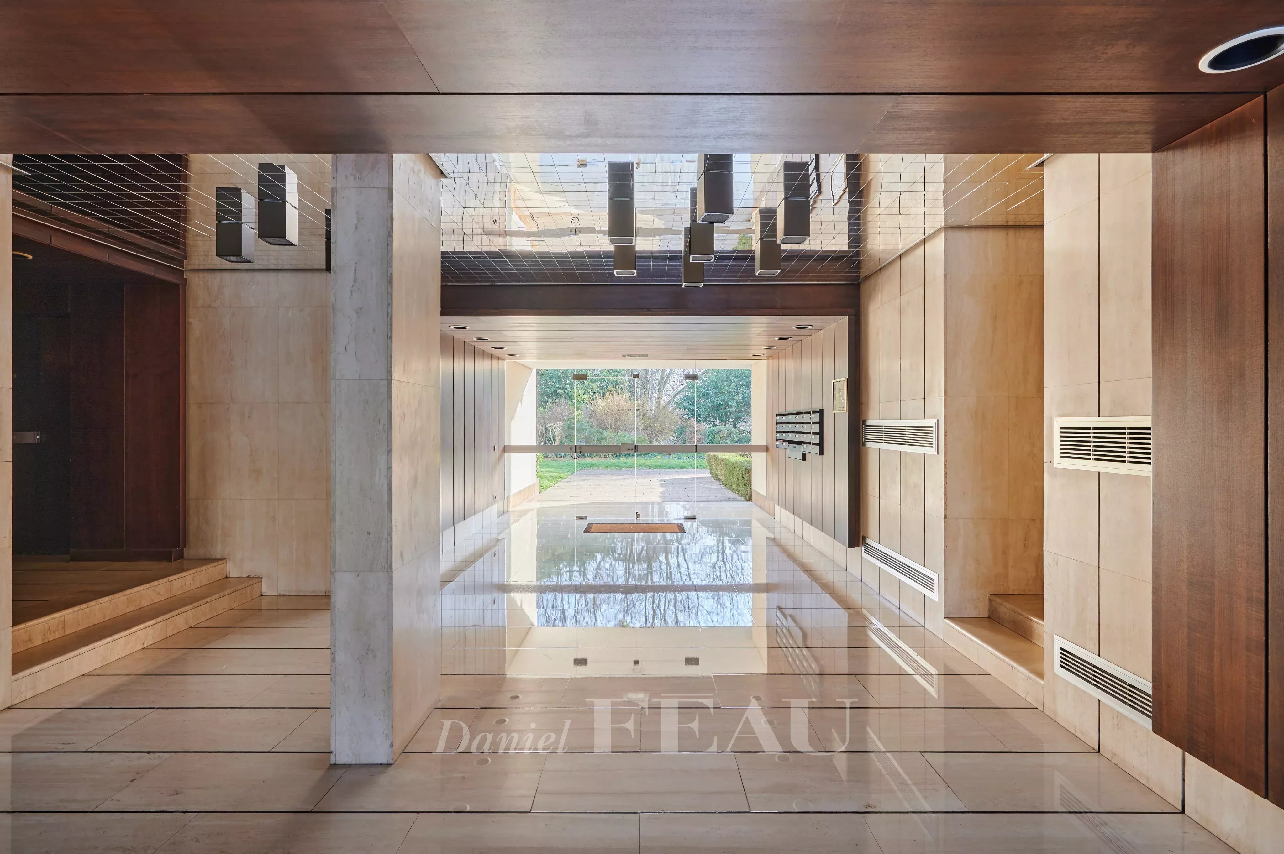 Rental Studio Saint-Cloud