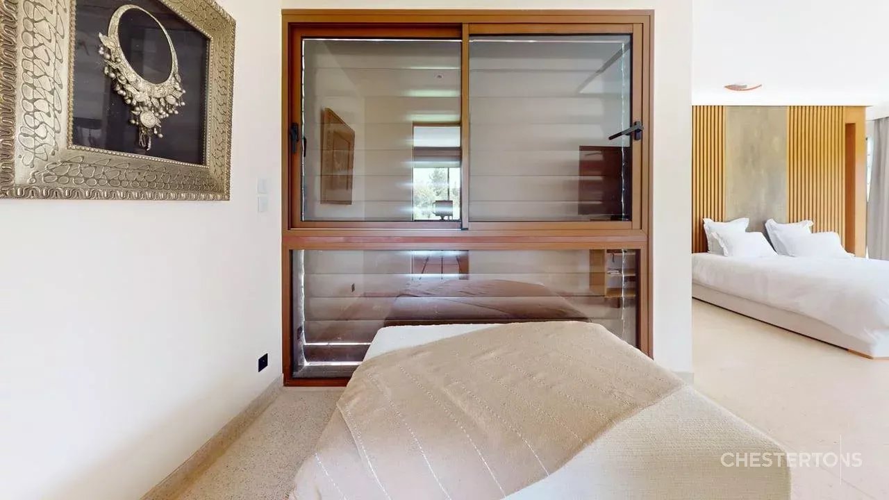  Image of Villa - 6 Bedrooms for Sale in Marrakech-Ménara-Marrakech-Morocco, Image 16