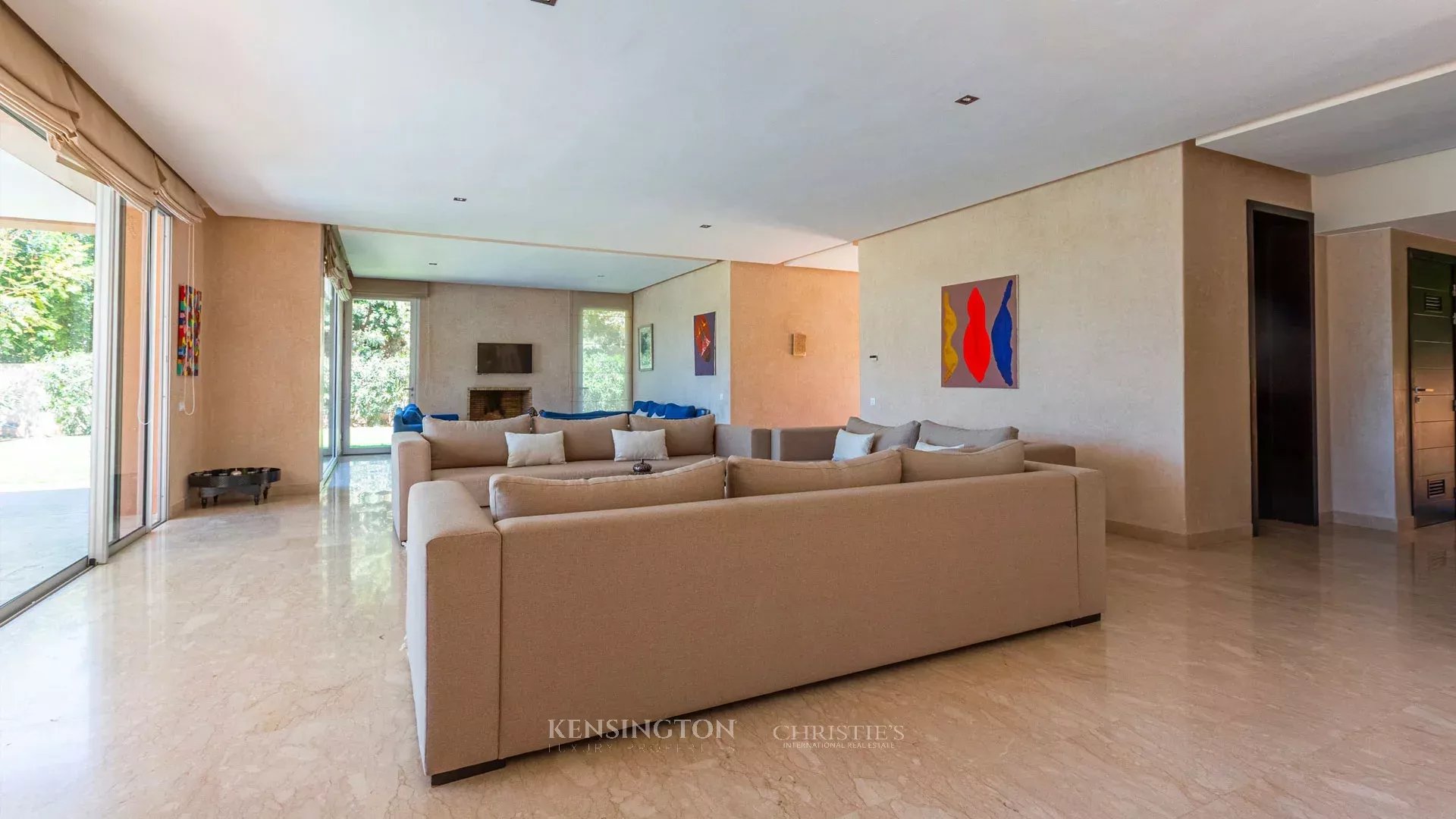 4 Bedroom Villa/Townhouse's Image 5