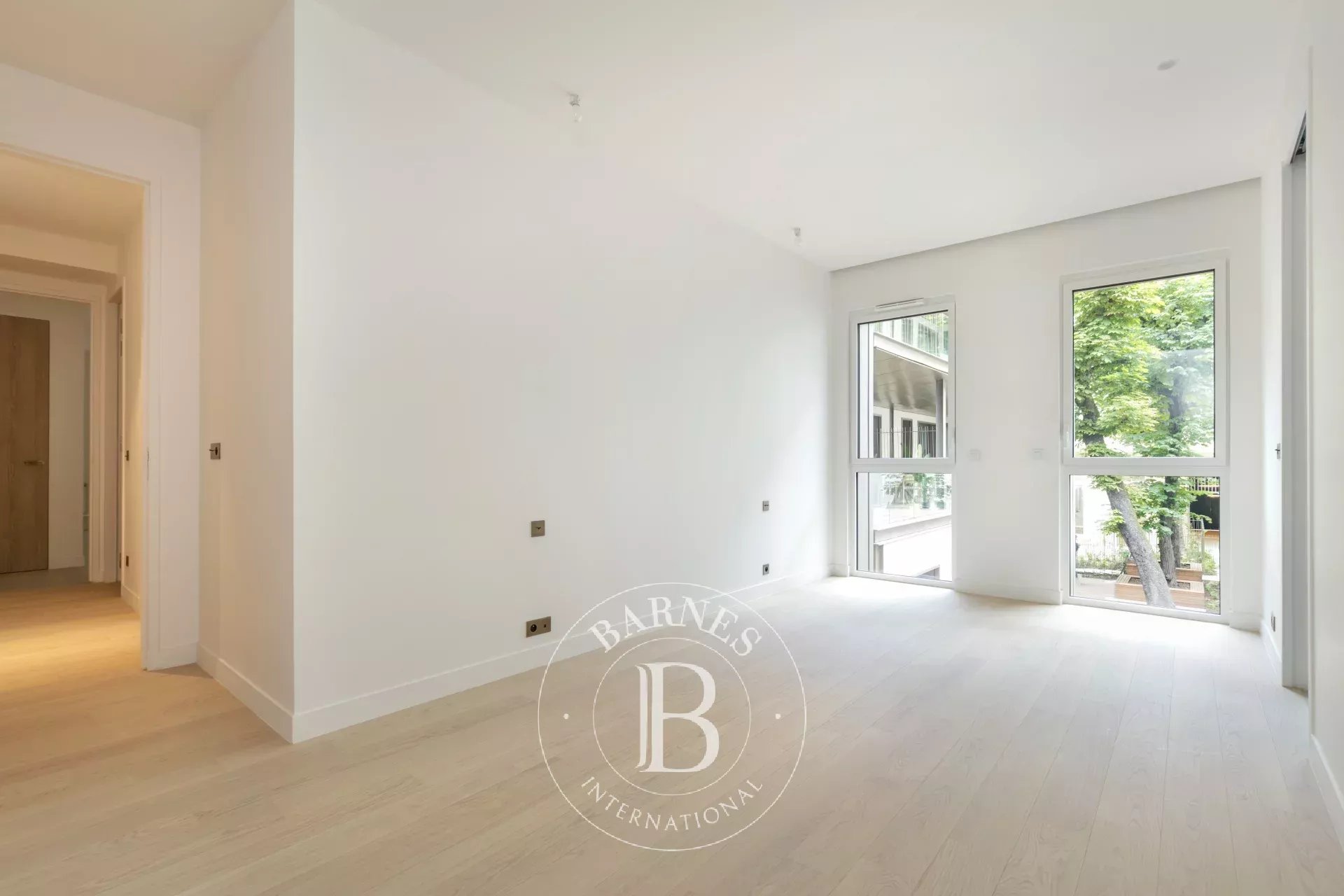 Daire Paris 8ème - picture 7