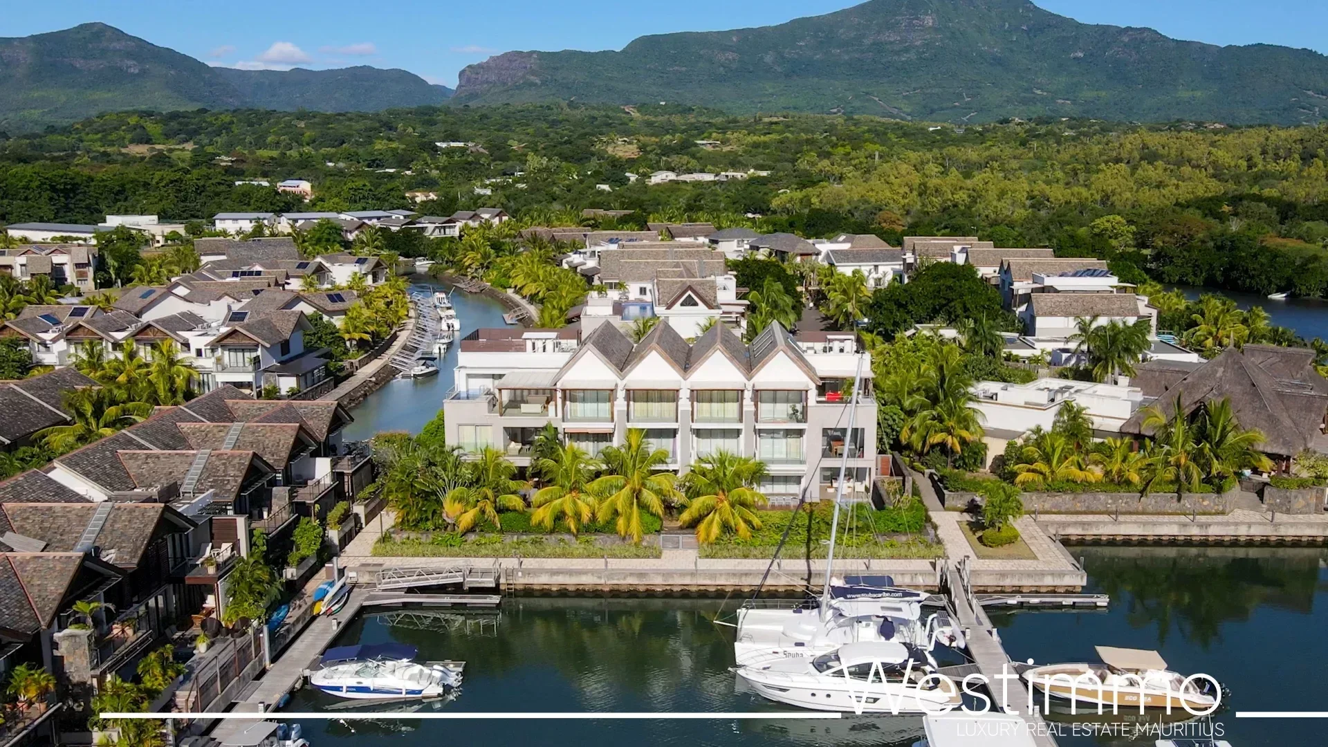 TAMARIN - Dream apartment with breathtaking view of the Marina - photo 1