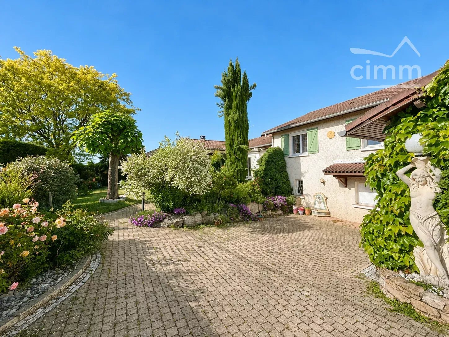 Agence immobilière de 