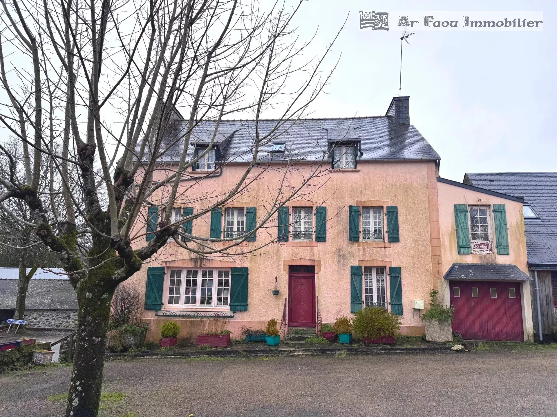 Agence immobilière de 