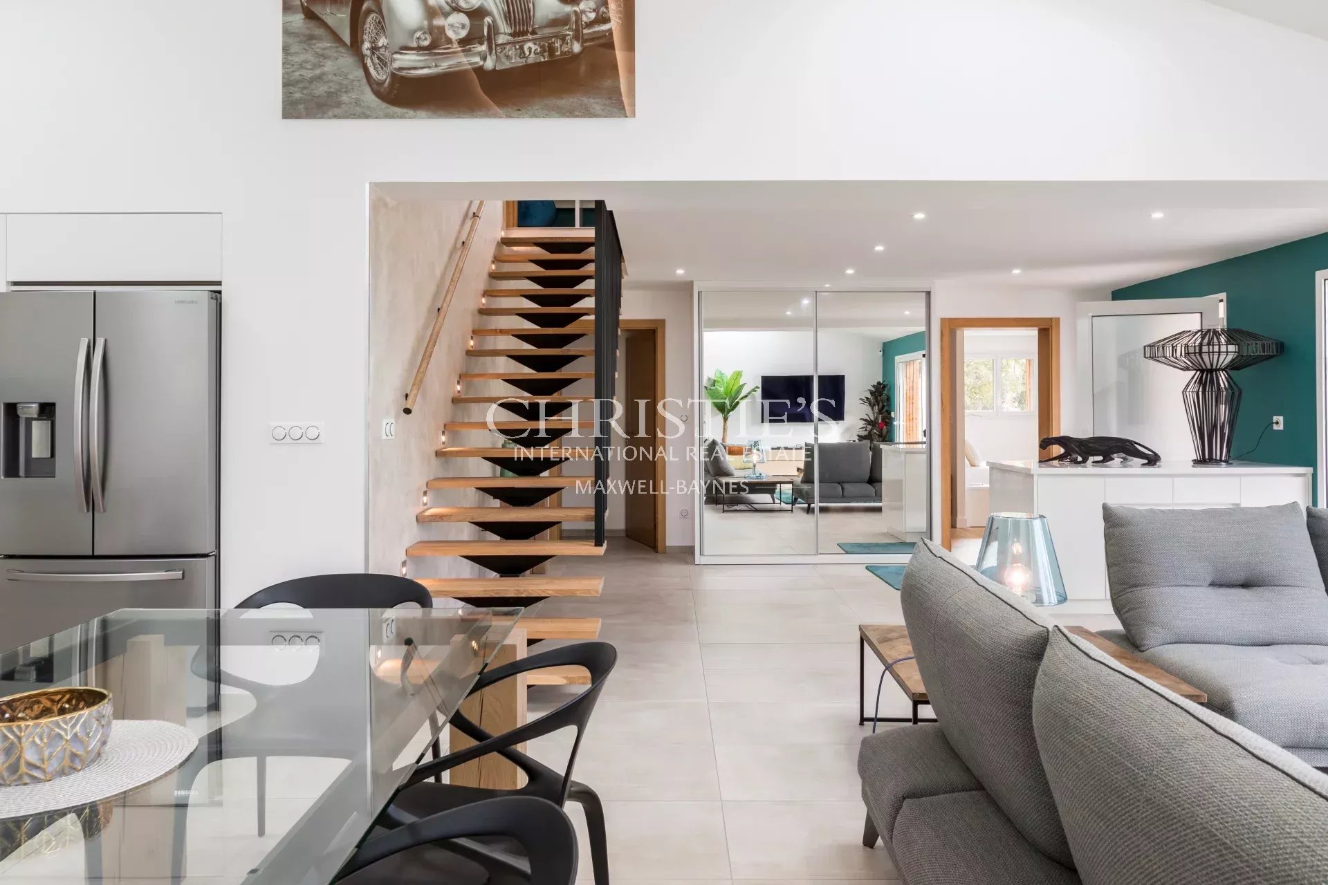 5 Bedroom Villa/Townhouse's Image 5
