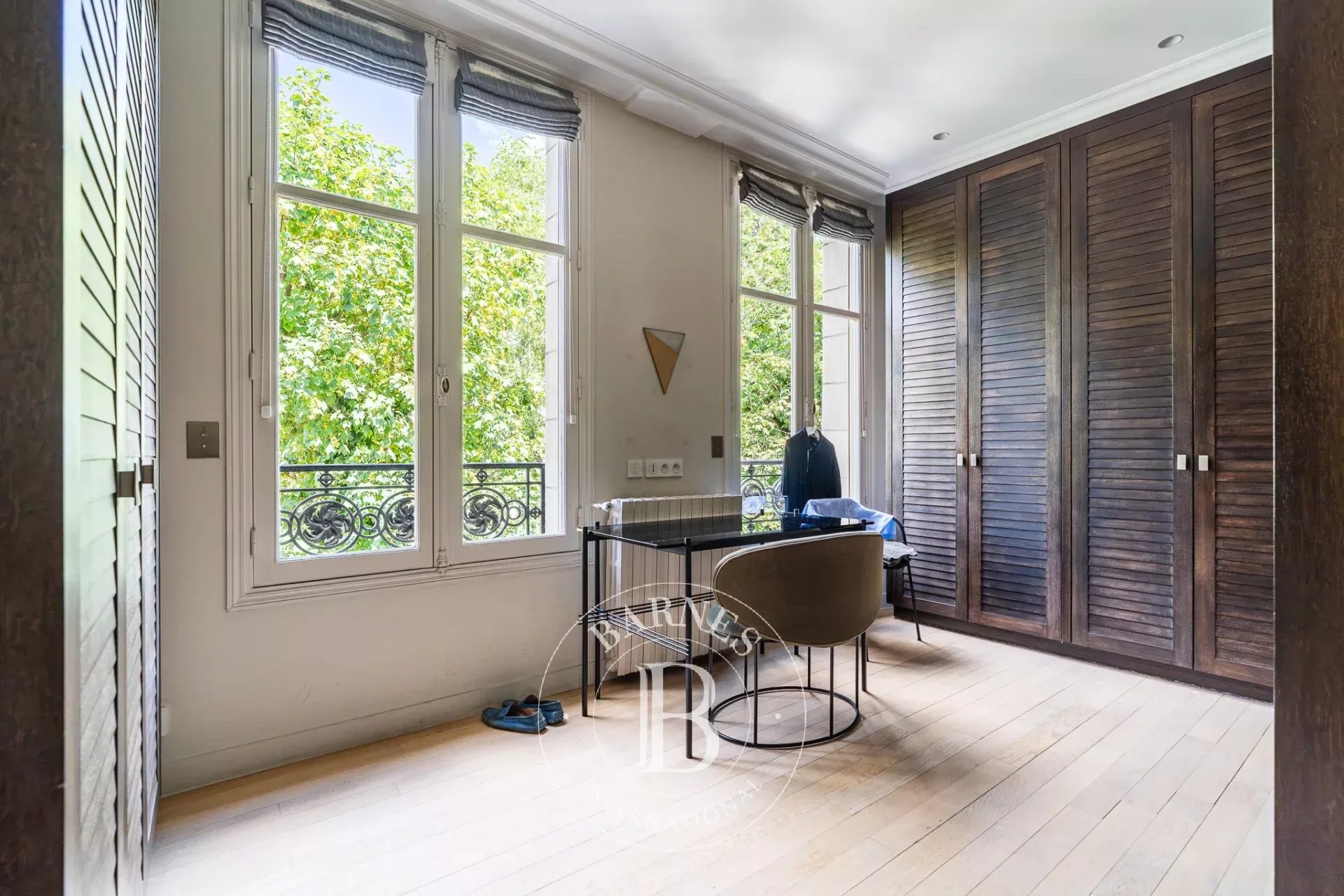 Paris  - Maison 10 Pi&egrave;ces 3 Chambres - picture 12