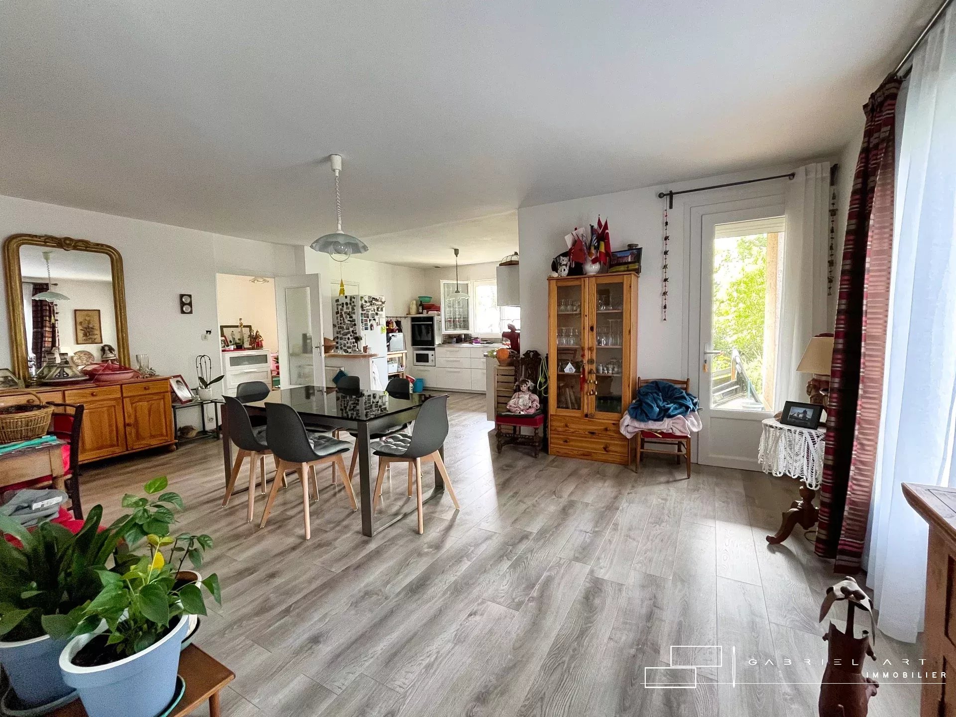 Agence immobilière de 