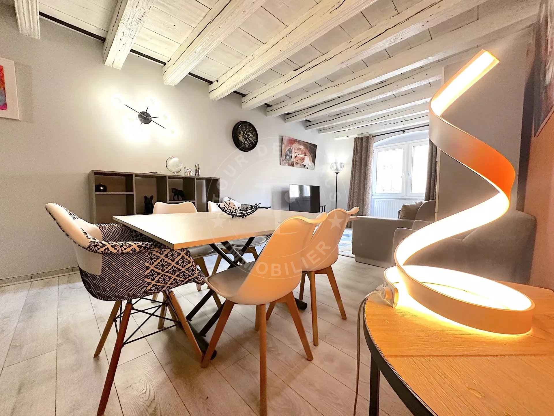 Agence immobilière de 