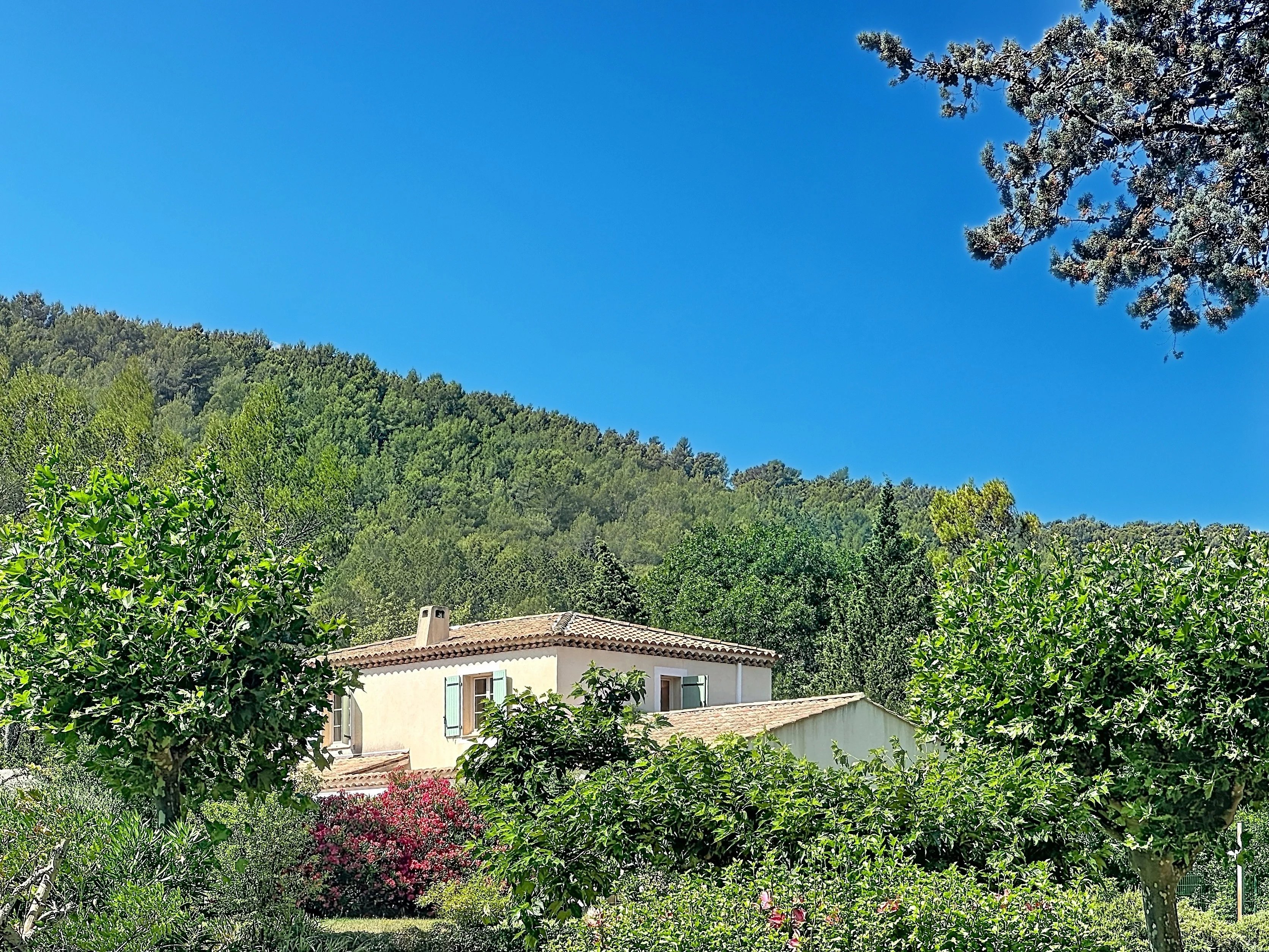 Exceptional property with 19th-century mill, detached villa, 2 pools on 1.6 hectares