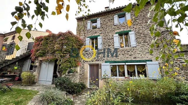 maison avec gîte sur 2900m2 de terrain