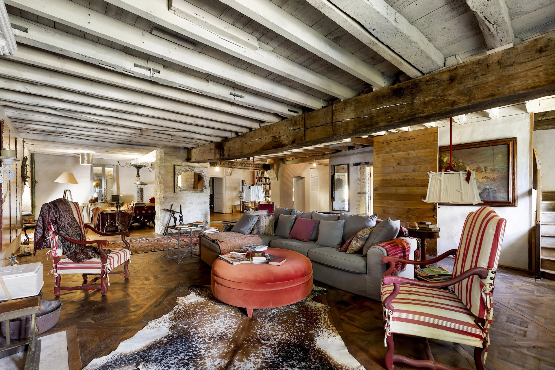6 Bedroom Villa/Townhouse's Image 4