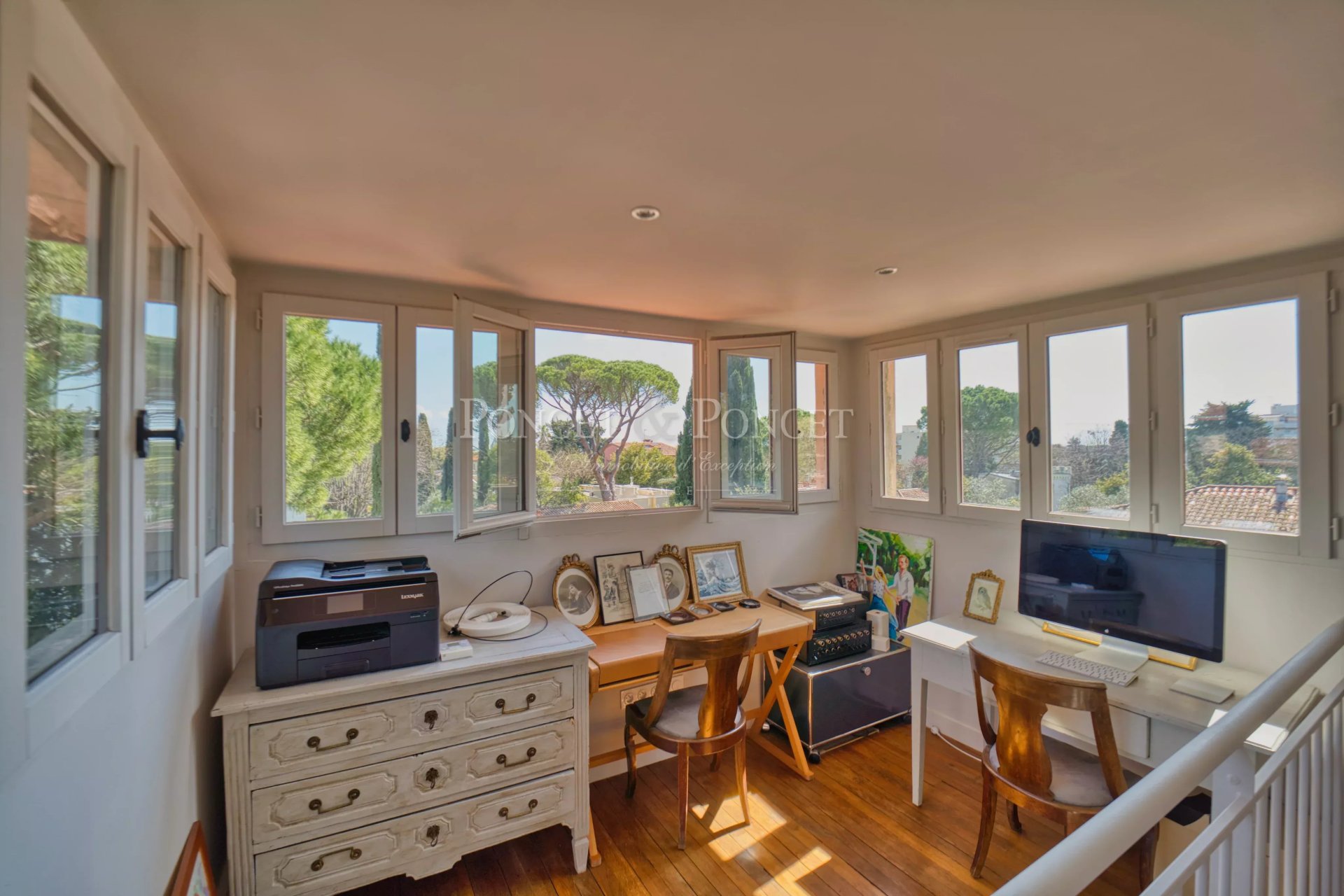 4 Bedroom Villa/Townhouse's Image 9