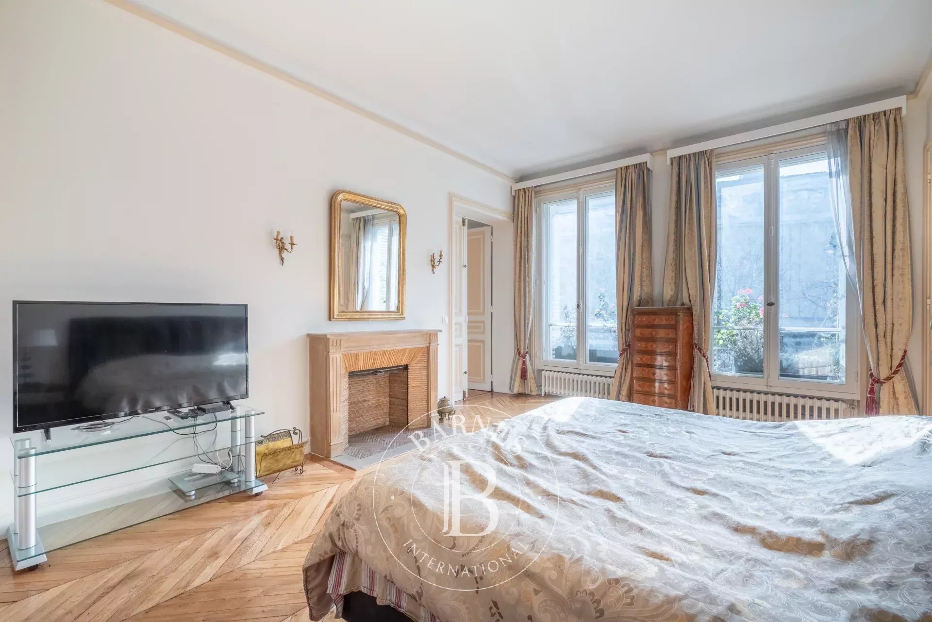 Daire Paris 16ème - picture 10