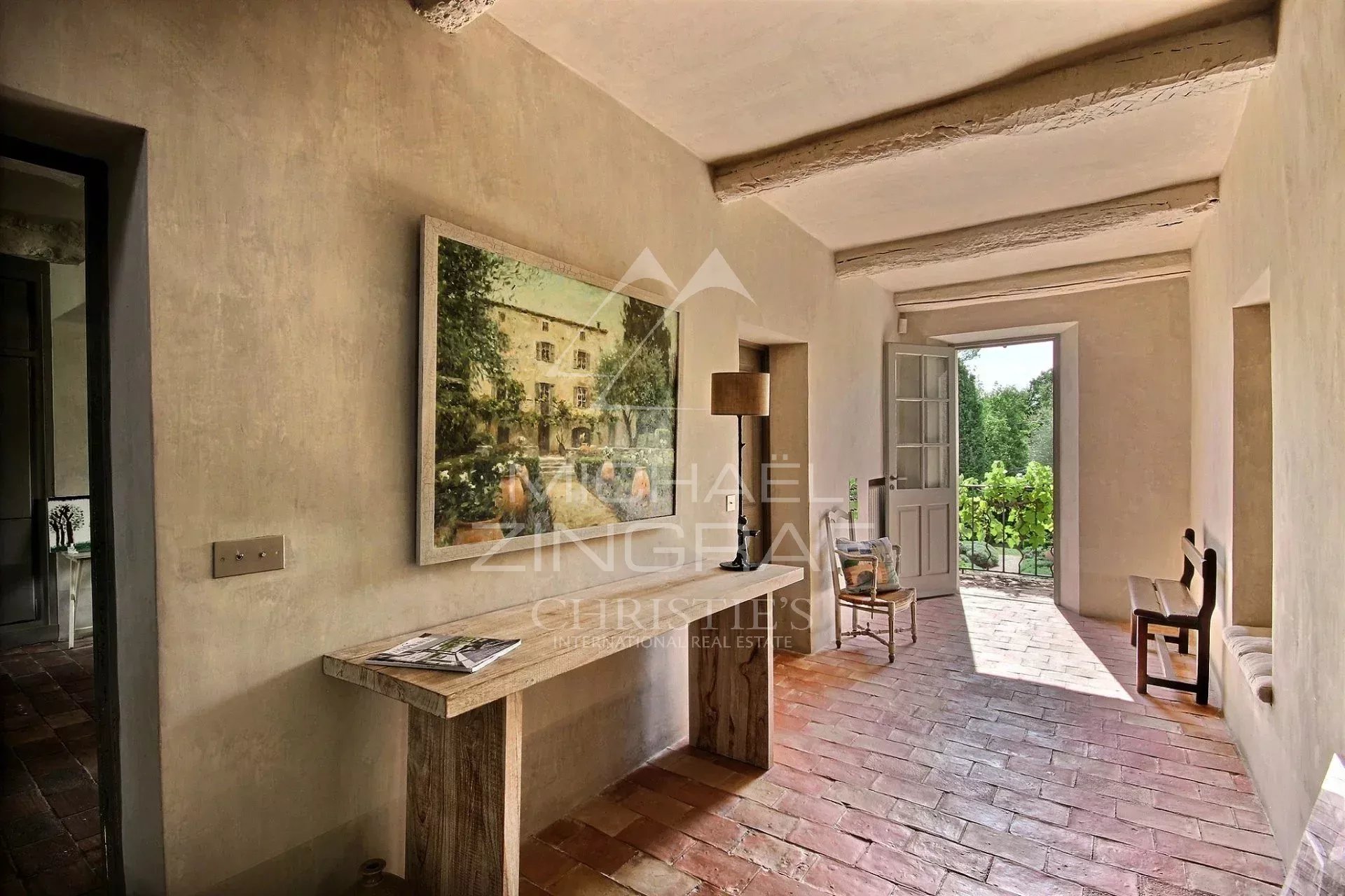 6 Bedroom Villa/Townhouse's Image 7