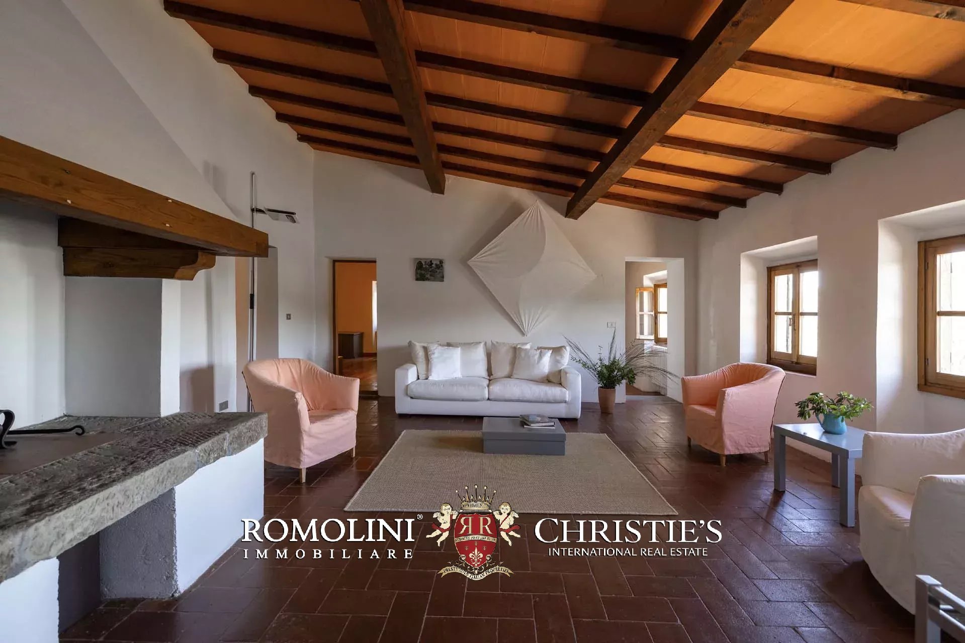 5 Bedroom Villa/Townhouse's Image 25