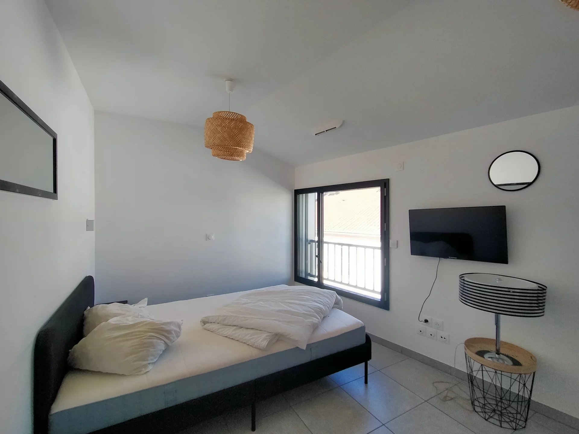 82356001 Location Lyon 7ème