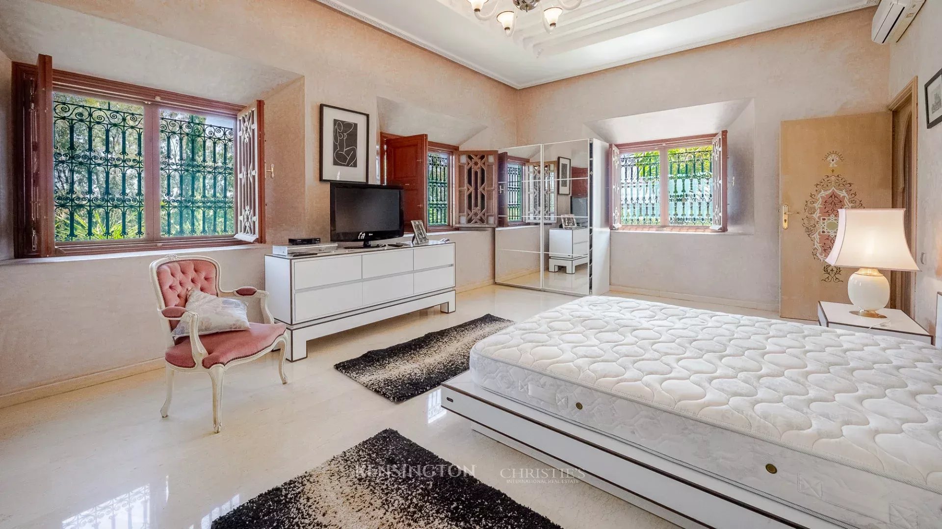 4 Bedroom Villa/Townhouse's Image 26