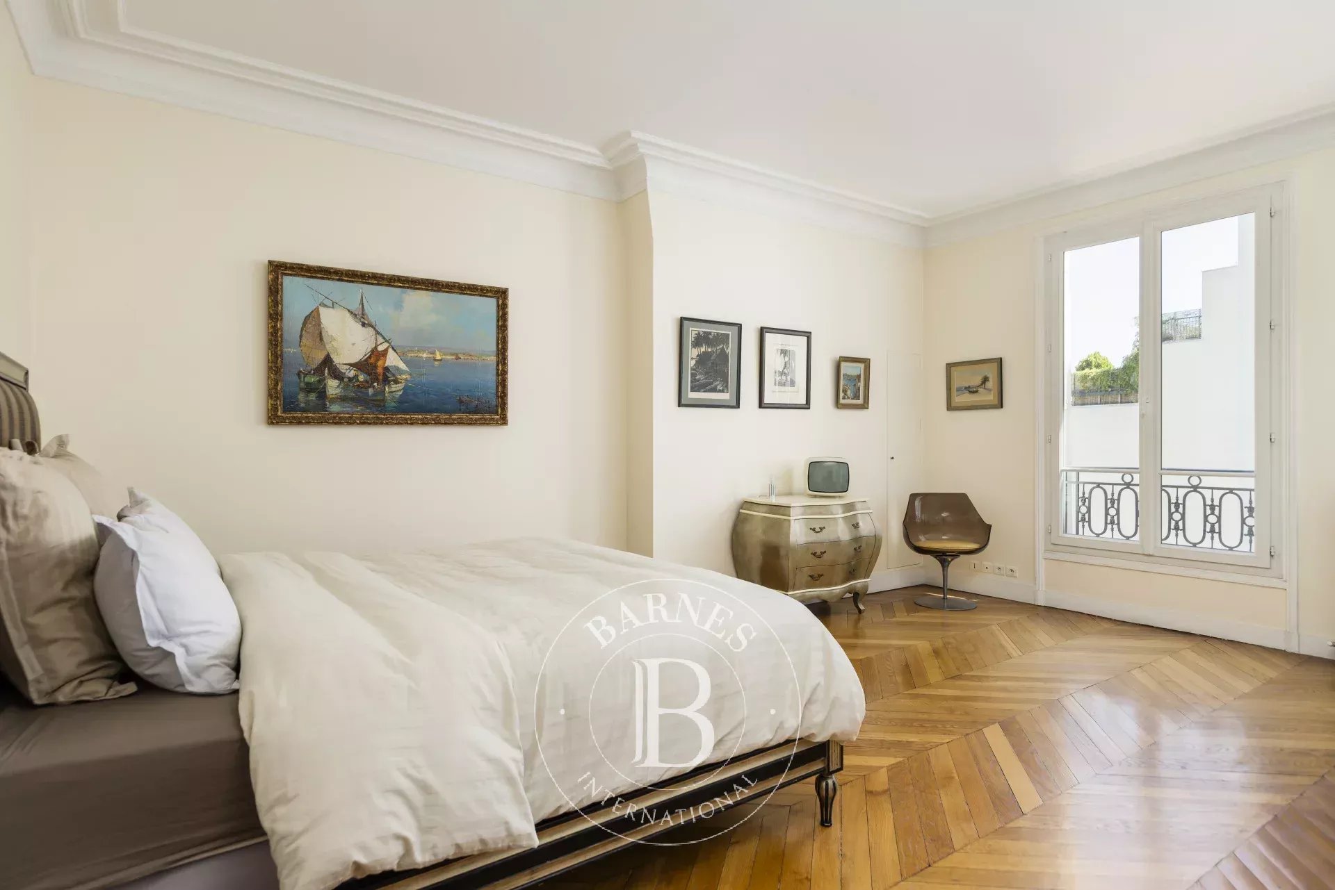 Paris  - Apartment 3 Bedrooms - picture 10
