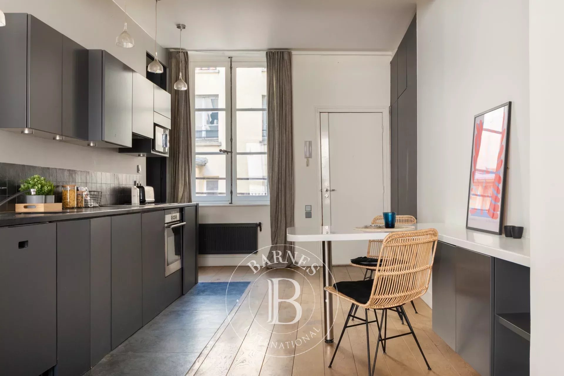 Daire Paris 3ème - picture 11