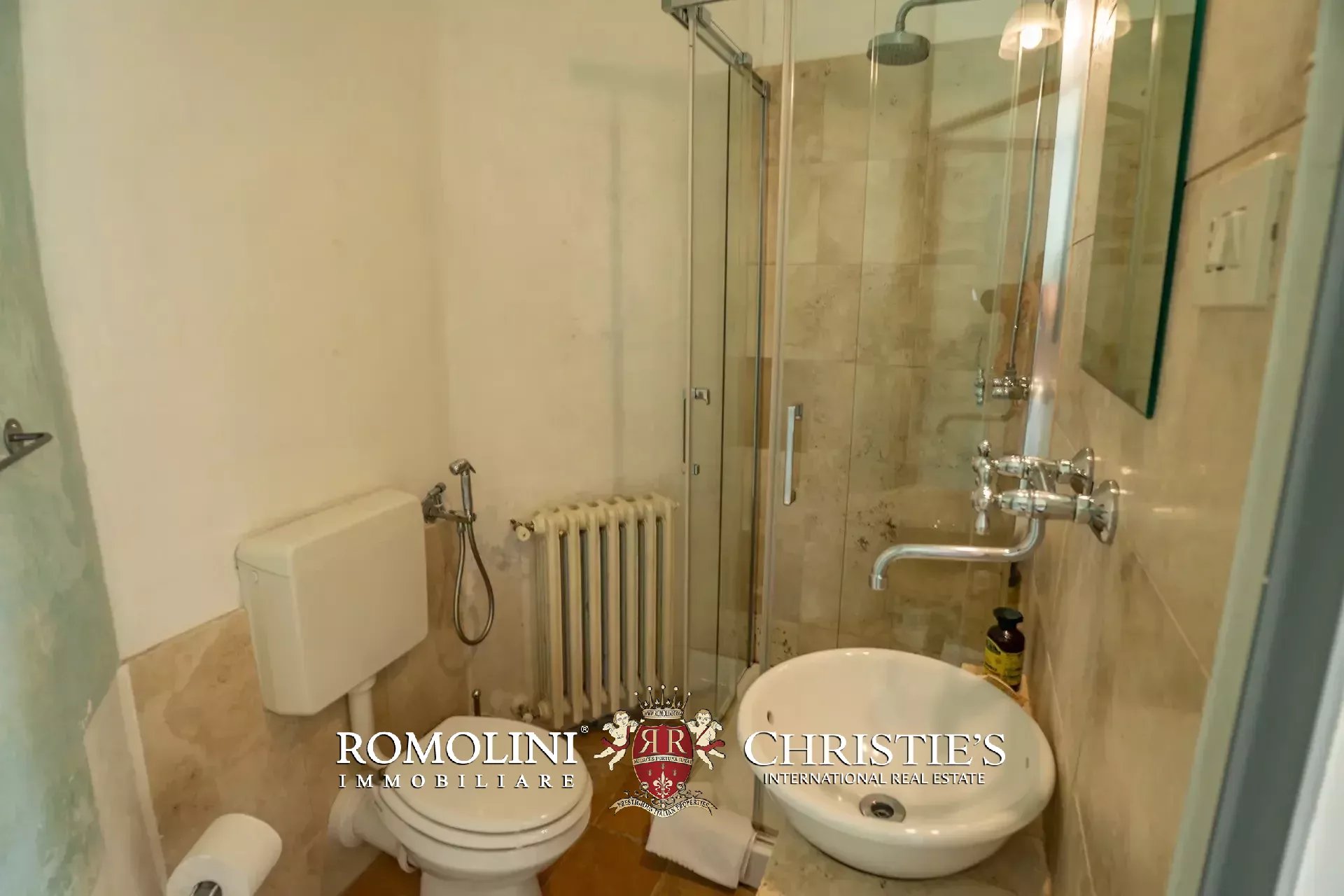 10 Bedroom Villa/Townhouse's Image 95