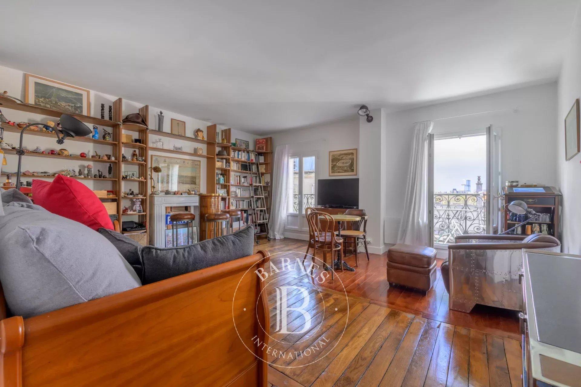 Daire Paris 18ème - picture 13