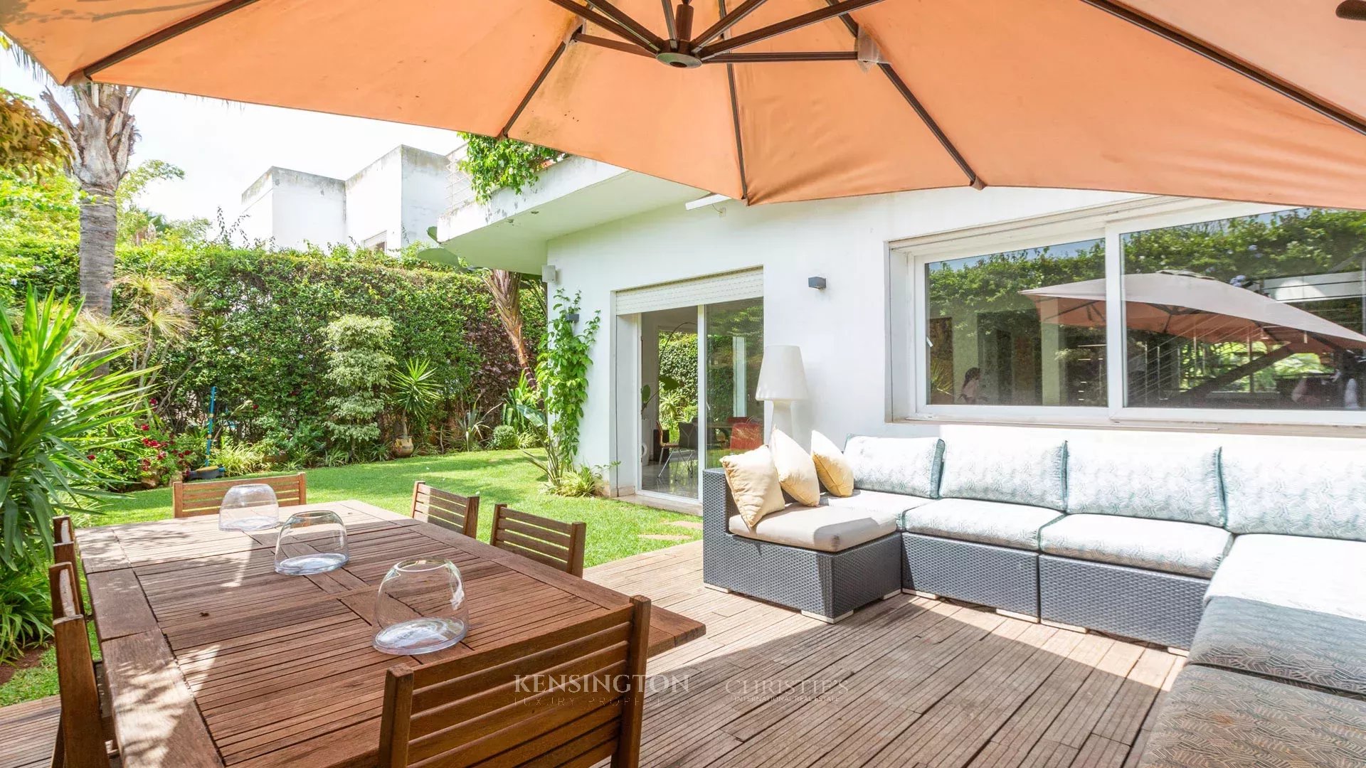 4 Bedroom Villa/Townhouse's Image 14