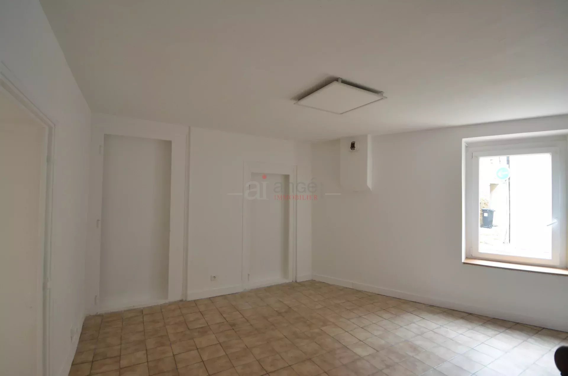 Maison  4 pièces avec garage